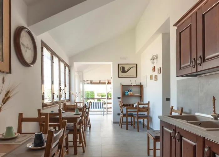 Vittoria House 3*