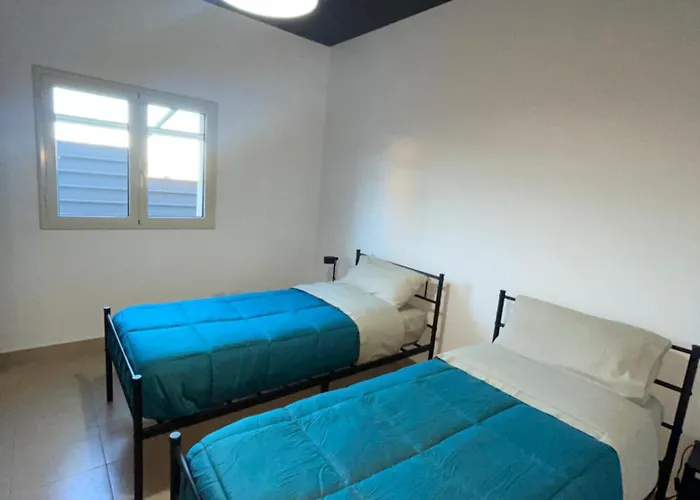 לינה וארוחת בוקר Vittoria House 3*